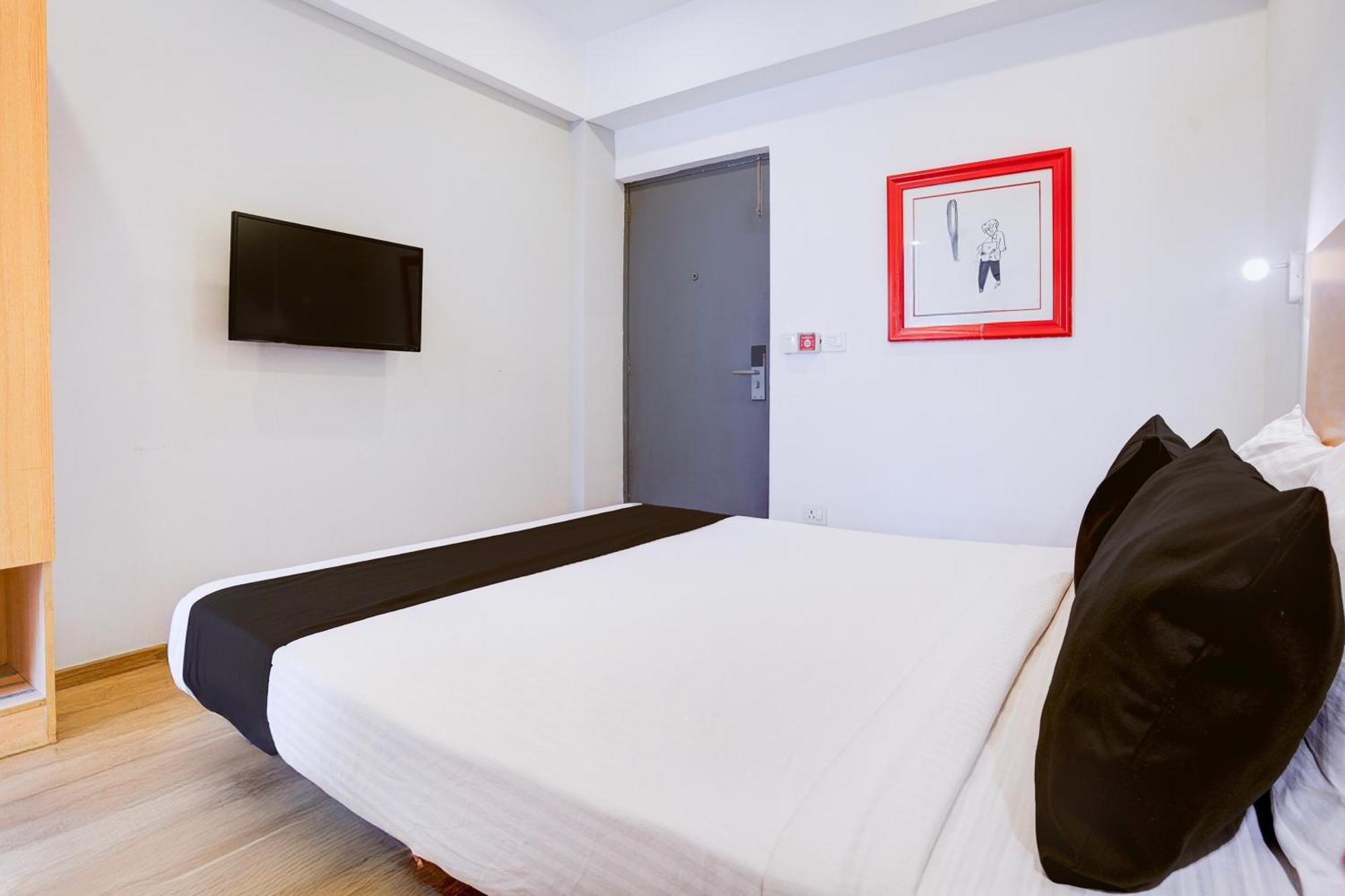Hotel Townhouse Khar The Habitat Bombaj Zewnętrze zdjęcie