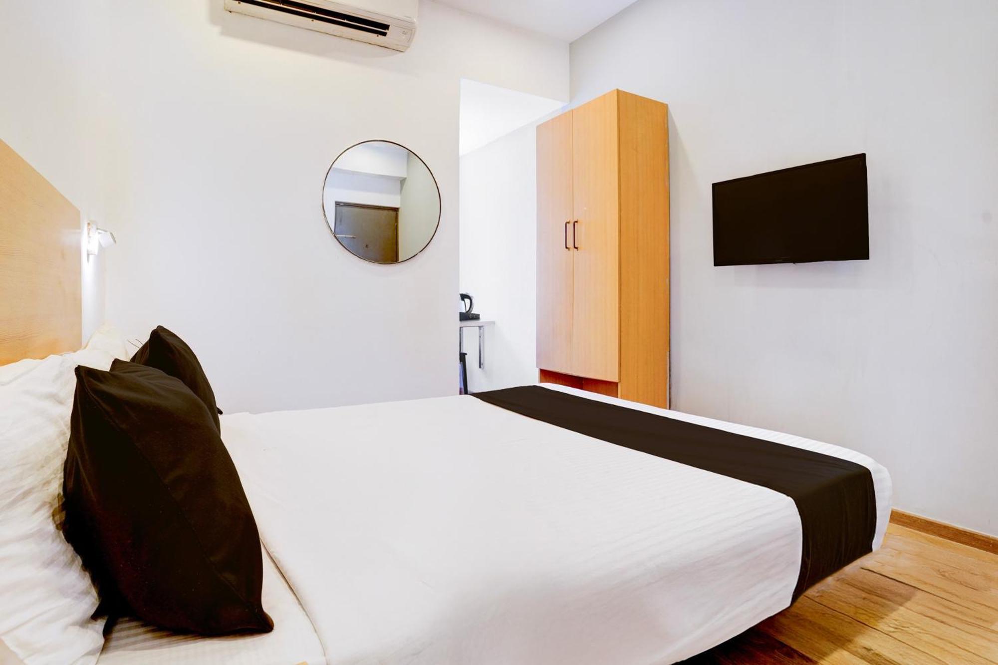 Hotel Townhouse Khar The Habitat Bombaj Zewnętrze zdjęcie