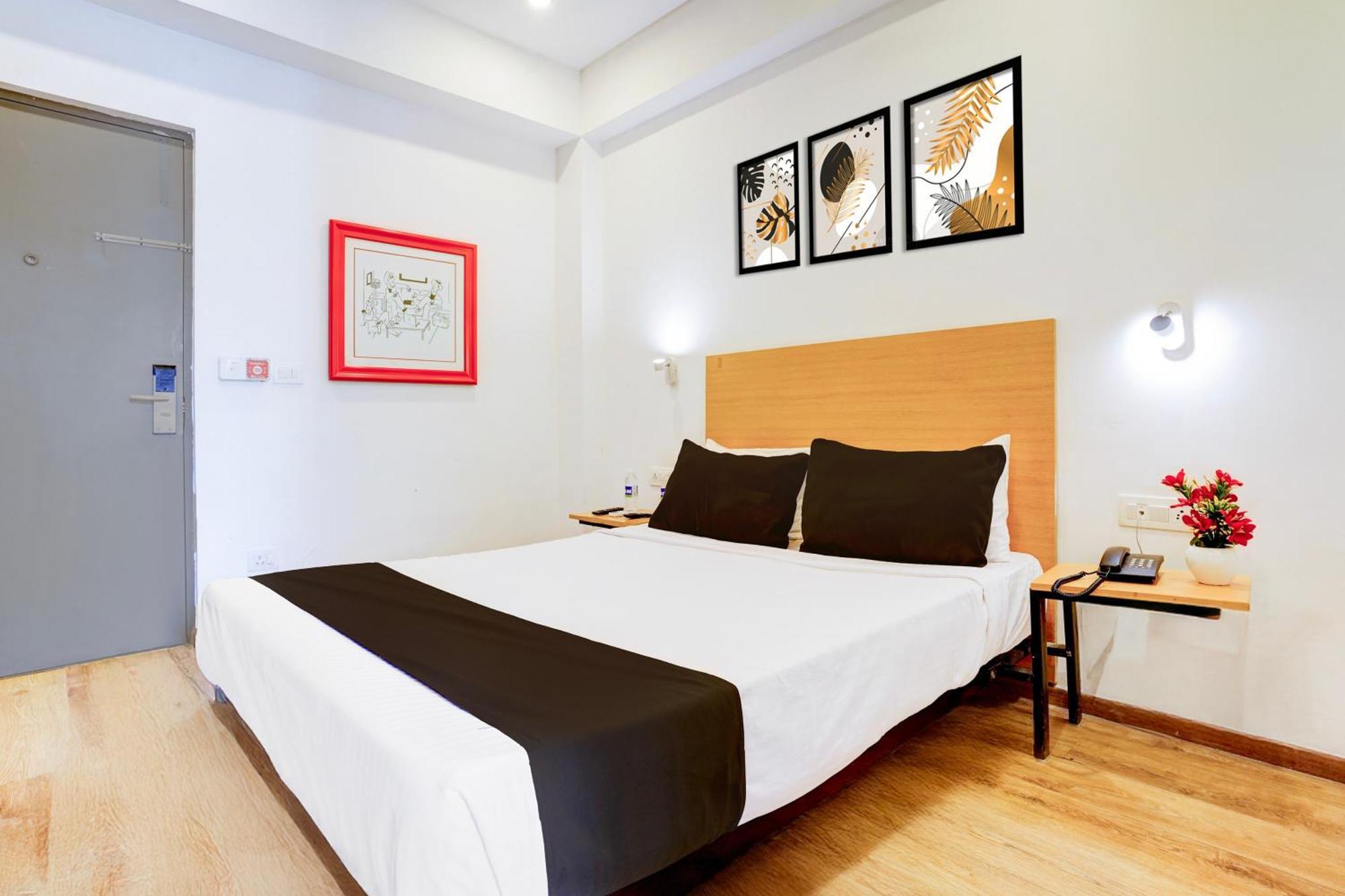 Hotel Townhouse Khar The Habitat Bombaj Zewnętrze zdjęcie